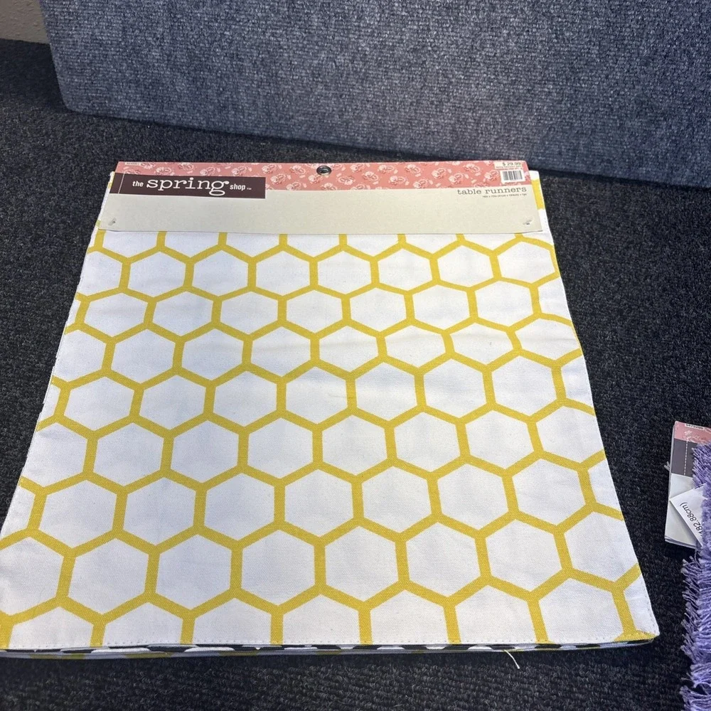 Lot of 3~Table Runners~Summery/Spring Table Runners~NWT